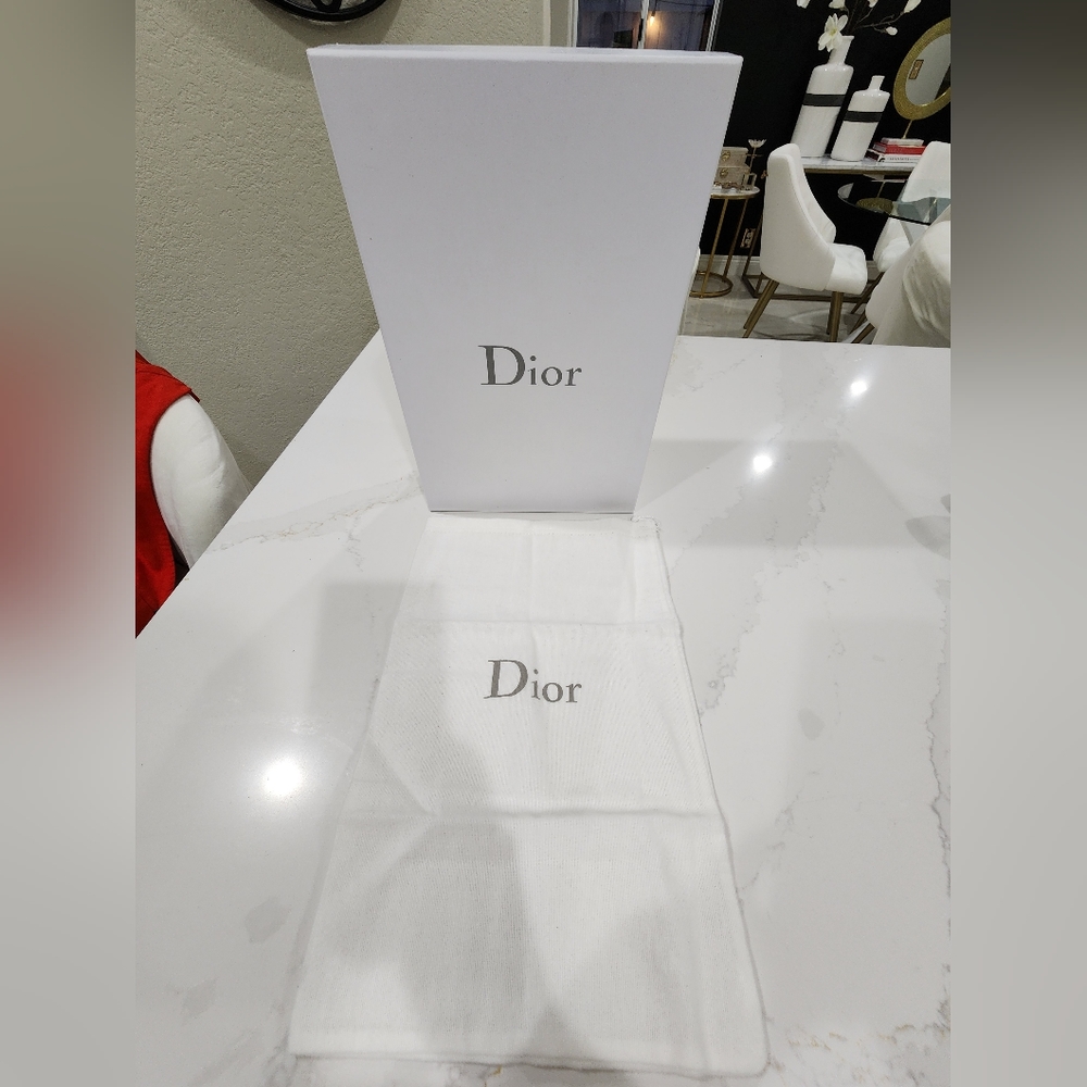 Dior shoe box and 1 dust bag